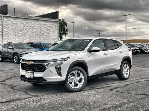 2025 Chevrolet Trax LS