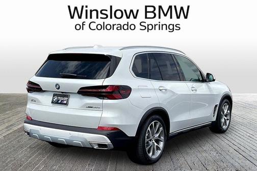 Mineral White Metallic 2026 BMW X5 PHEV xDrive50e