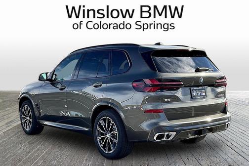 2026 BMW X5 M60i