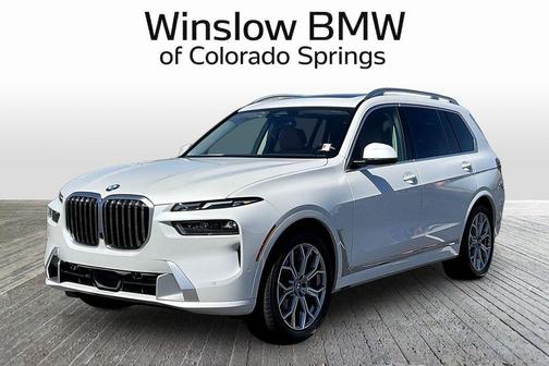 Mineral White Metallic 2024 BMW X7 xDrive40i