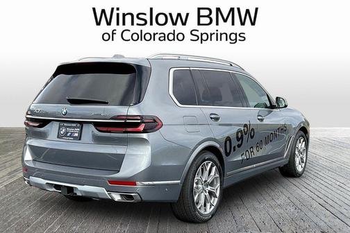 Gray Metallic 2026 BMW X7 xDrive40i