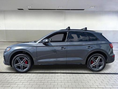2024 Audi Q5 e 55 S line quattro Premium