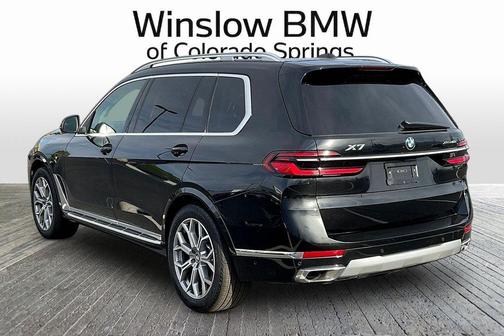 Black Sapphire Metallic 2025 BMW X7 xDrive40i