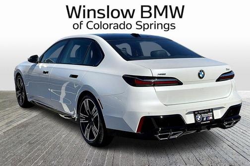 Mineral White Metallic 2025 BMW 760 760i xDrive