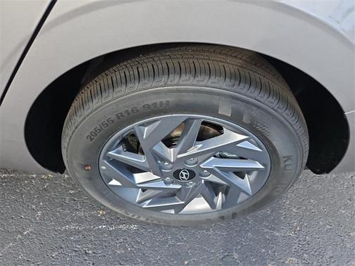 2025 Hyundai ELANTRA HEV Blue