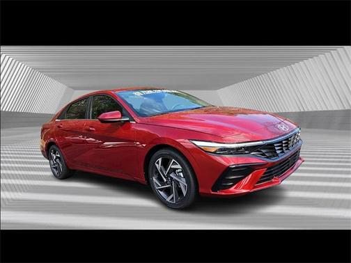 2025 Hyundai ELANTRA SEL