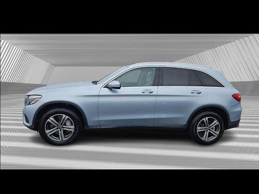 2018 Mercedes-Benz GLC 300 Base