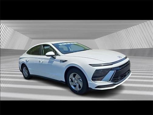 2025 Hyundai SONATA SE
