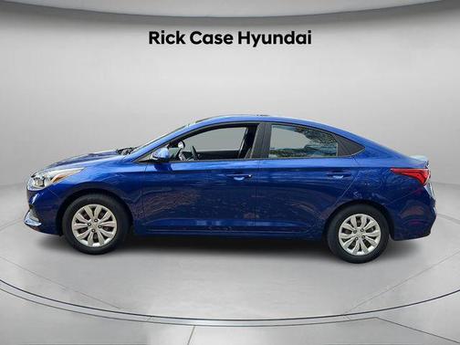 2022 Hyundai Accent SE