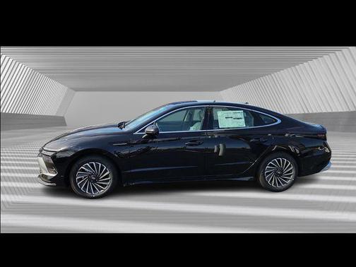 2025 Hyundai SONATA Hybrid SE