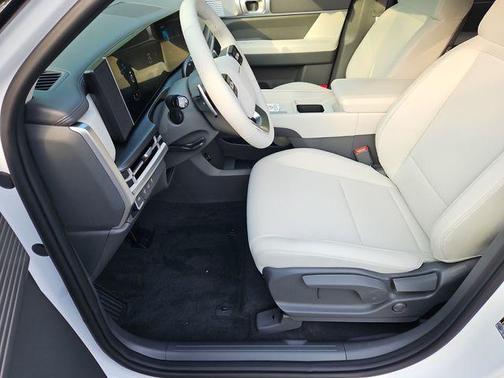 2025 Hyundai SANTA FE SE