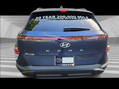 2025 Hyundai KONA SEL