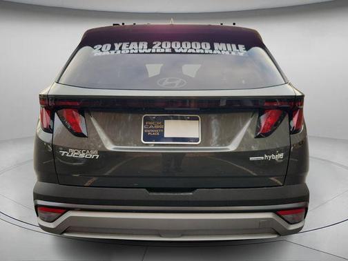 2026 Hyundai TUCSON Hybrid SEL