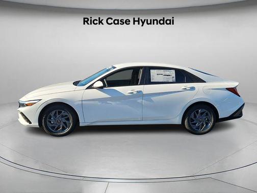 2026 Hyundai ELANTRA HEV Blue