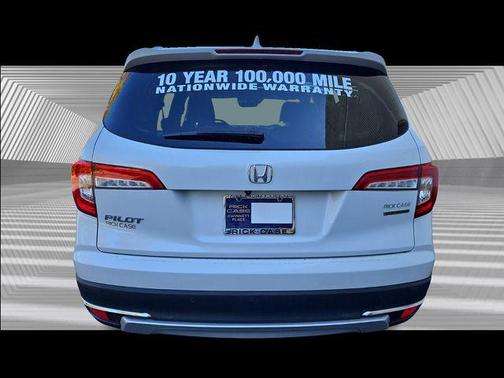 2022 Honda Pilot Touring 8-Passenger