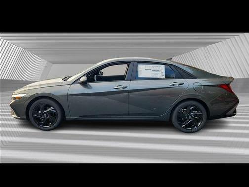 2026 Hyundai ELANTRA Sport