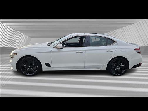 2023 Genesis G70 2.0T RWD