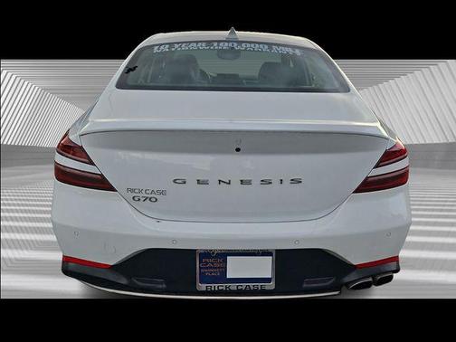 2023 Genesis G70 2.0T RWD