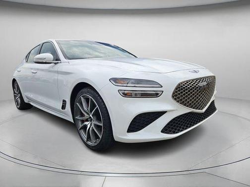 2025 Genesis G70 2.5T RWD