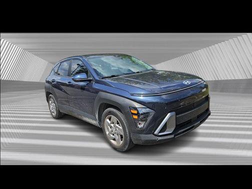 2024 Hyundai KONA SE
