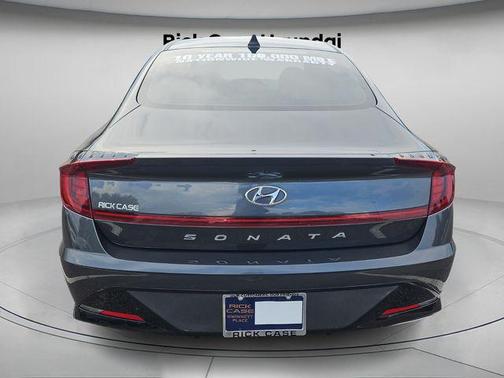 2022 Hyundai SONATA SEL
