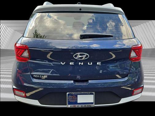 2025 Hyundai VENUE Limited