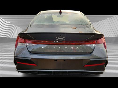 2026 Hyundai ELANTRA Sport