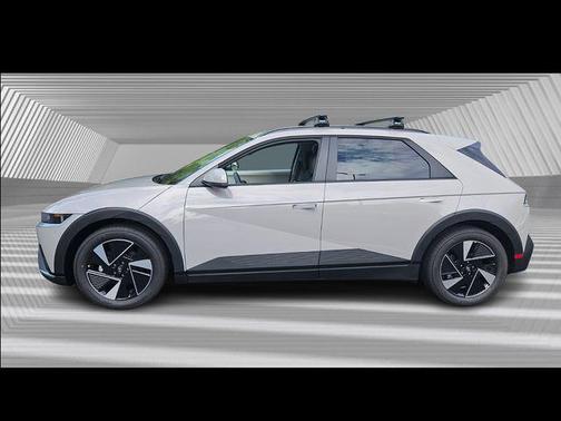 2025 Hyundai IONIQ 5 SEL