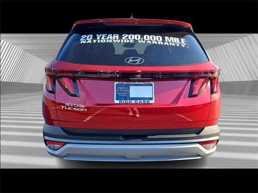 2025 Hyundai TUCSON SEL