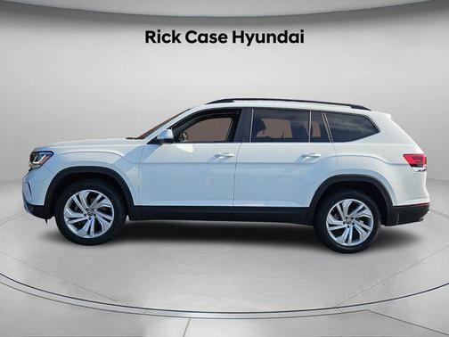 2021 Volkswagen Atlas 3.6L SE w/Technology