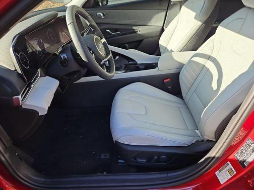 2025 Hyundai ELANTRA HEV Limited