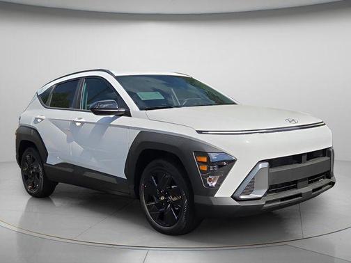 Atlas White 2026 Hyundai KONA SEL Sport