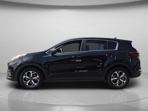 Black Cherry Pearl 2020 Kia Sportage LX