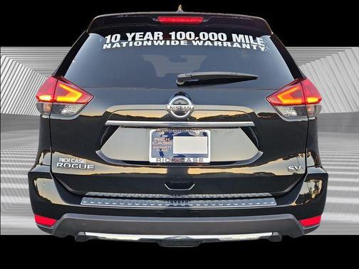 2018 Nissan Rogue SV