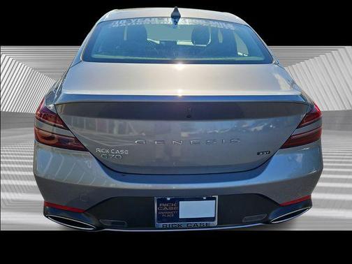 2022 Genesis G70 3.3T RWD