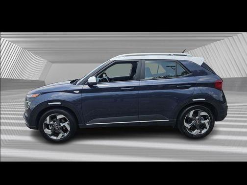 2023 Hyundai VENUE Limited