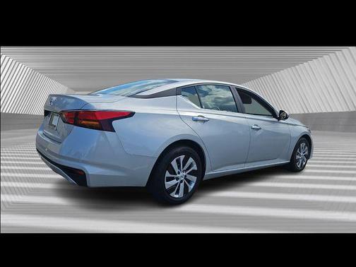 2021 Nissan Altima S FWD