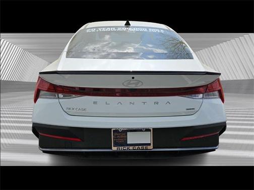 2025 Hyundai ELANTRA Sport