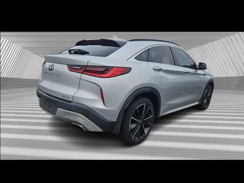2022 INFINITI QX55 LUXE