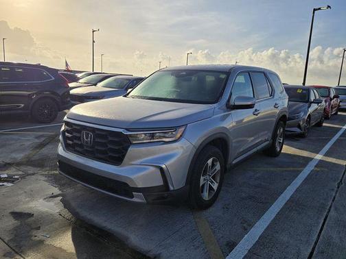 2023 Honda Pilot 2WD EX-L 8 Passenger