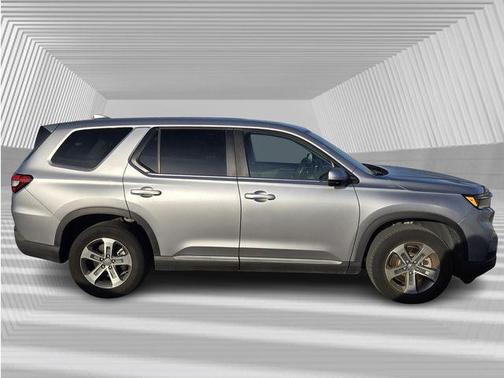 2023 Honda Pilot 2WD EX-L 8 Passenger