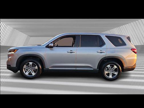 2023 Honda Pilot 2WD EX-L 8 Passenger