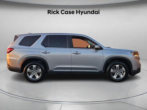 2023 Honda Pilot 2WD EX-L 8 Passenger