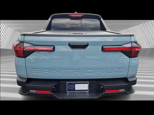2025 Hyundai SANTA CRUZ SEL Activity