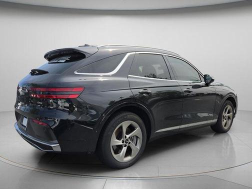 Vik Black 2026 Genesis GV70 2.5T