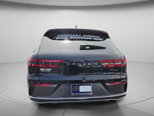 Vik Black 2026 Genesis GV70 2.5T