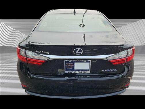 2017 Lexus ES 300h Base