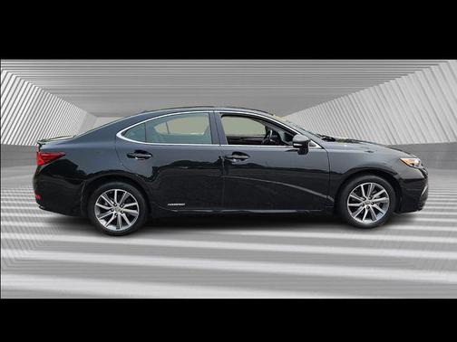 2017 Lexus ES 300h Base