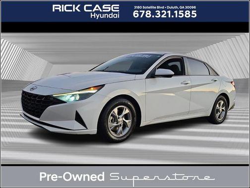 2022 Hyundai ELANTRA SE