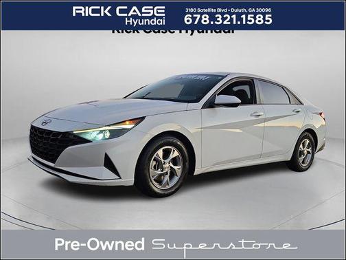 2022 Hyundai ELANTRA SE